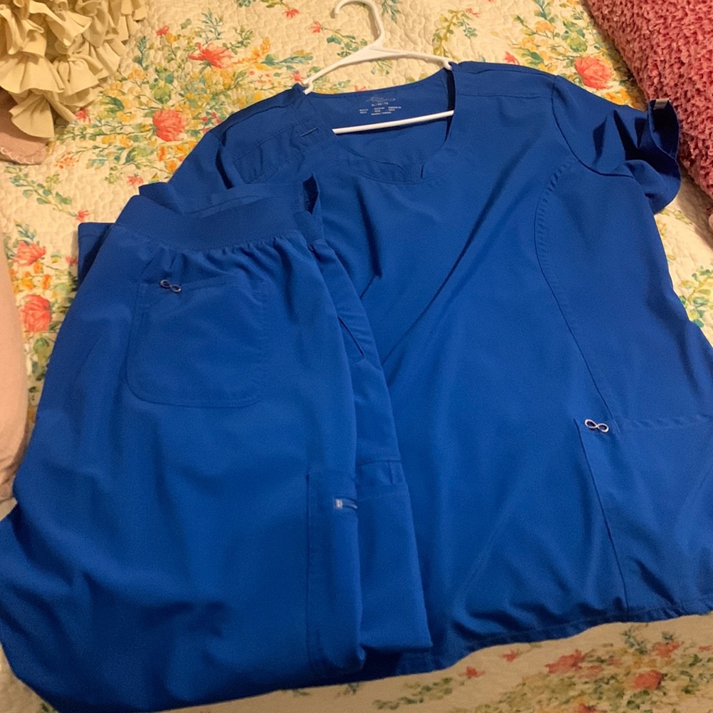 Cherokee infinity scrubs.